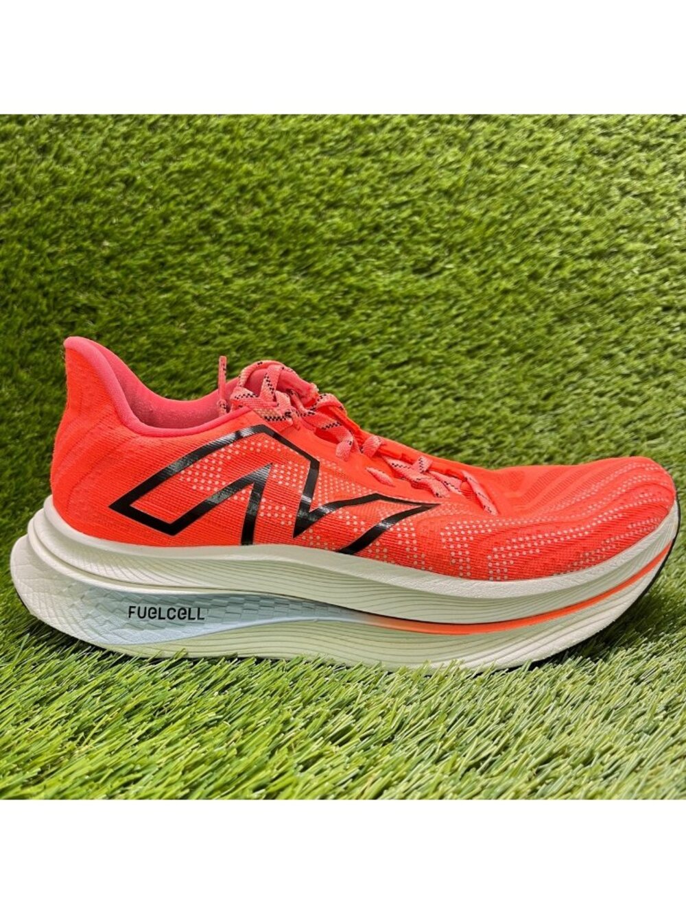 New Balance FuelCell SuperComp Trainer v2 Womens Size 9.5 Orange Shoes Sneakers